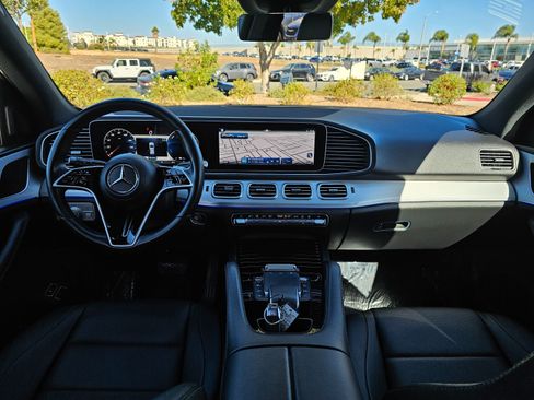 Used 2024 Mercedes-Benz GLE 450e 4MATIC image 23