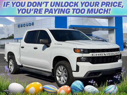 Used 2021 Chevrolet Silverado 1500 Custom w/ Safety Confidence Package image 1