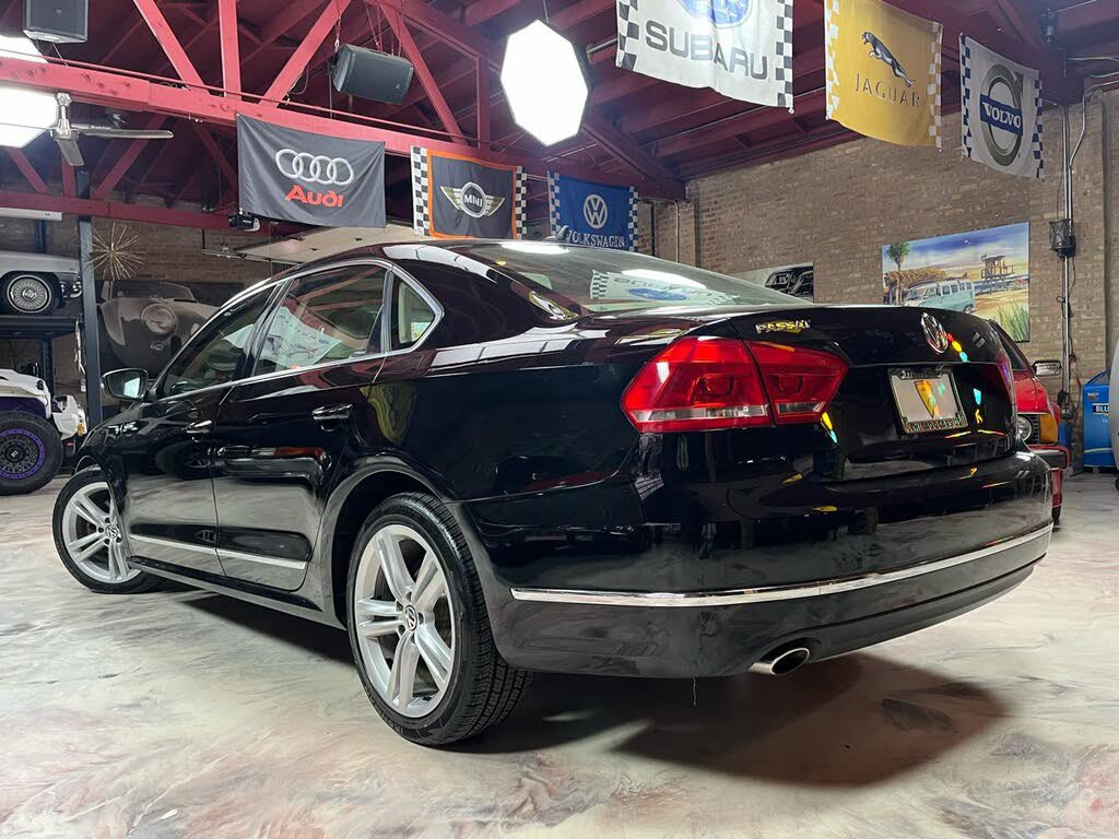 Used 2014 Volkswagen Passat TDI SE FWD image 6