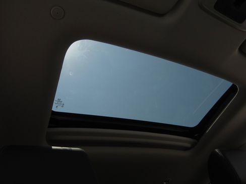 New 2026 Honda HR-V EX-L image 6