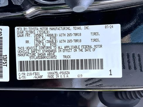 Used 2024 Toyota Tundra SR5 w/ TRD Off-Road Package AWD/4WD image 37