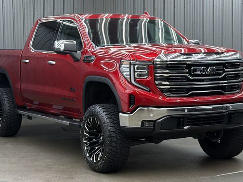 Used 2026 GMC Sierra 1500 SLT w/ SLT Premium Plus Package AWD/4WD image 7