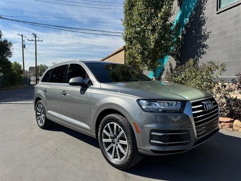 Used 2017 Audi Q7 3.0T Premium Plus image 7