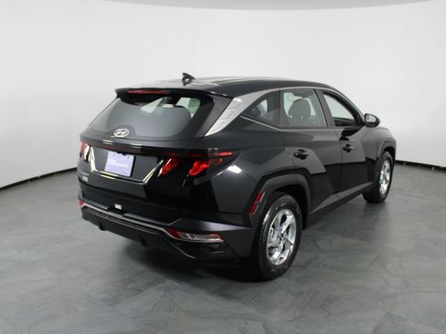 Certified 2024 Hyundai Tucson SE FWD image 4