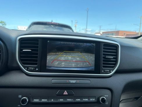 Used 2020 Kia Sportage LX AWD/4WD image 27