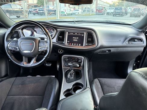 Used 2021 Dodge Challenger R/T w/ Plus Package image 21