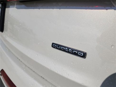 Certified 2022 Audi Q7 3.0T Prestige image 7