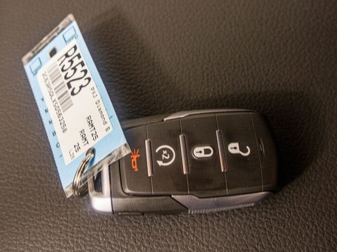 New 2025 RAM 2500 Big Horn image 33