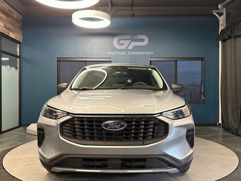 Used 2023 Ford Escape Active image 8