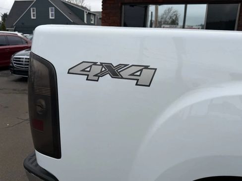 Used 2011 GMC Sierra 1500 SLE image 15