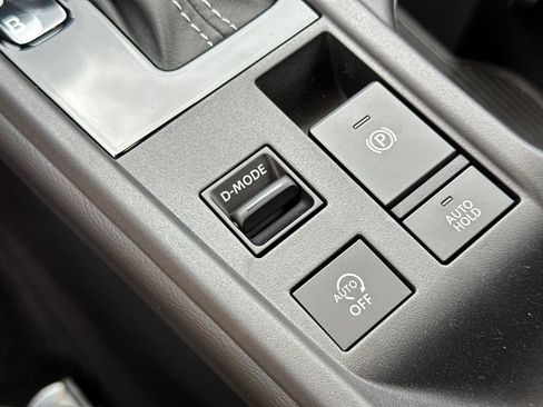 Used 2026 Nissan Sentra SV w/ SV Convenience Package image 31