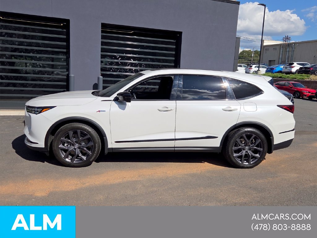 Used 2023 Acura MDX A-Spec AWD/4WD image 2