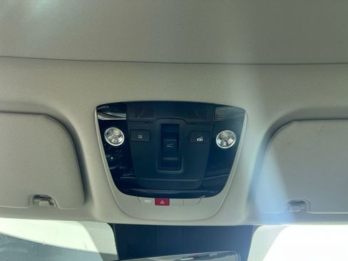 Certified 2025 Kia Sorento SX image 20