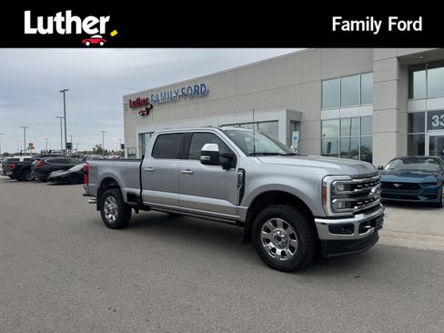 Used 2023 Ford F250 Lariat w/ Lariat Ultimate Package AWD/4WD image 1