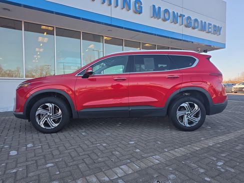 Used 2023 Hyundai Santa Fe SEL image 2