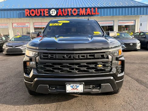 Used 2022 Chevrolet Silverado 1500 Custom AWD/4WD image 3