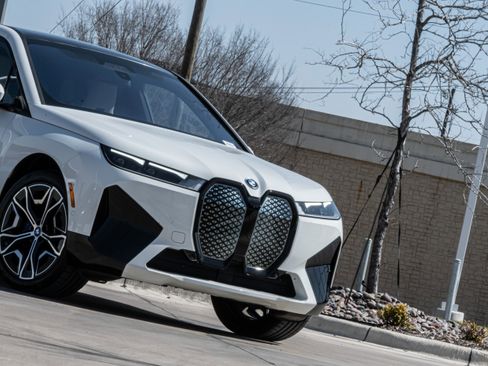 Certified 2024 BMW iX xDrive50 w/ Sport Package image 5