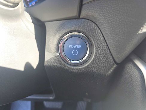 Certified 2022 Toyota RAV4 XLE Premium image 31