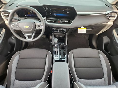 New 2026 Chevrolet TrailBlazer LT w/ Convenience Package FWD image 21