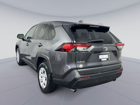Used 2025 Toyota RAV4 LE AWD/4WD image 8