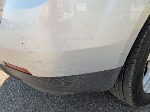 Used 2016 Chevrolet Equinox LS FWD image 7