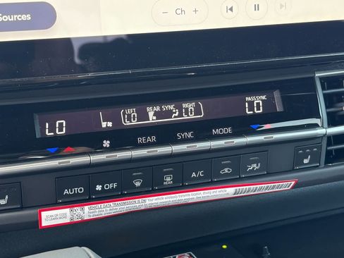 New 2026 Toyota Sienna XSE FWD image 31