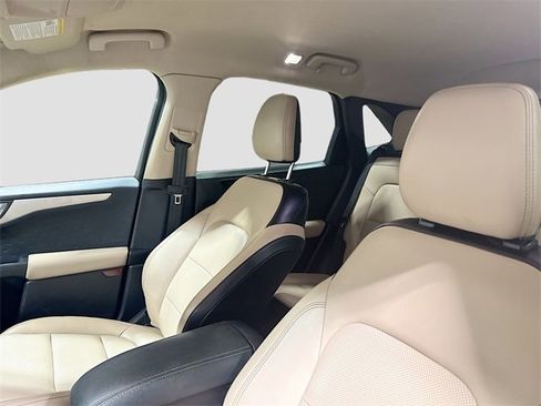 Used 2020 Ford Escape SEL image 22