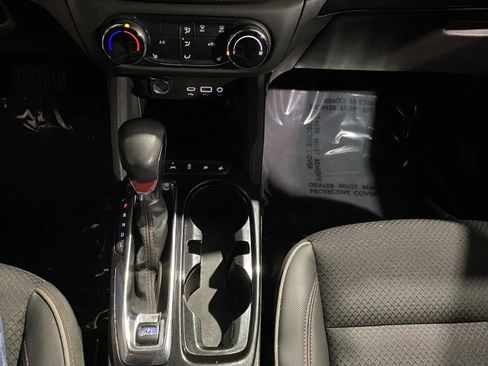 Used 2023 Chevrolet TrailBlazer RS image 15