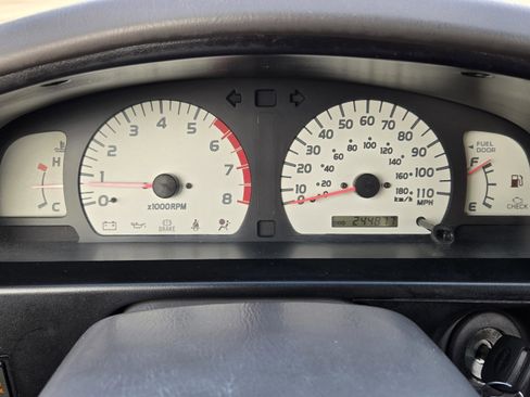 Used 2003 Toyota Tacoma PreRunner image 9