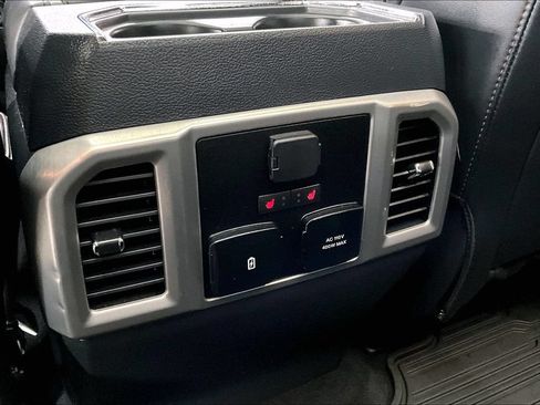 Used 2022 Ford F250 Platinum AWD/4WD image 10