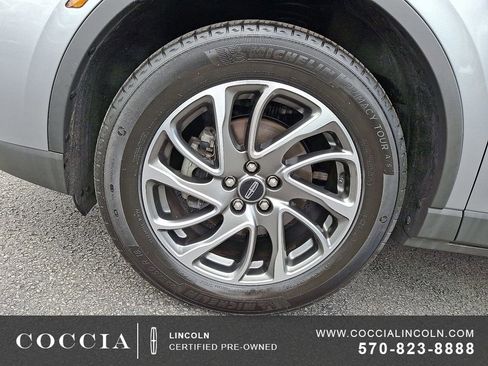 Certified 2022 Lincoln Corsair AWD w/ Equipment Group 101A image 8