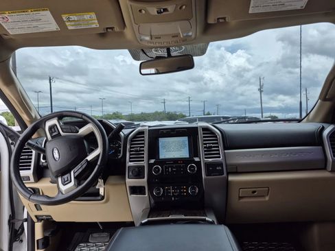 Used 2017 Ford F250 Lariat w/ Chrome Package AWD/4WD image 26