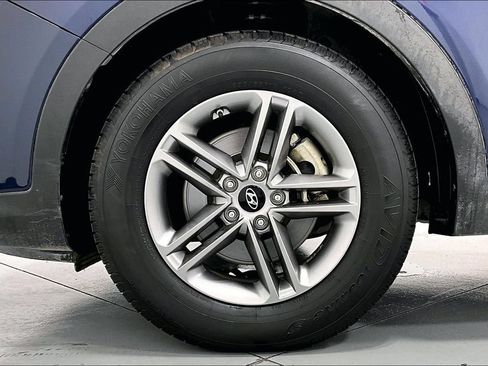 Used 2017 Hyundai Santa Fe Sport FWD image 10