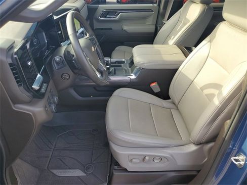 Used 2024 Chevrolet Silverado 1500 LTZ w/ Technology Package image 5