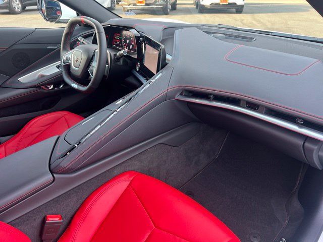 Used 2024 Chevrolet Corvette Z06 RWD image 21