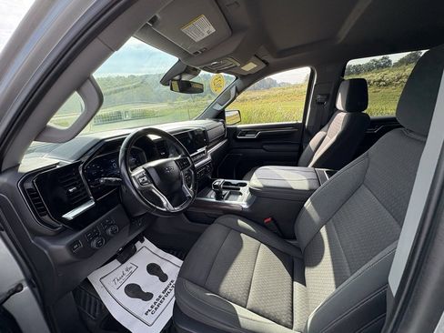 Used 2023 Chevrolet Silverado 1500 RST w/ Z71 Off-Road Package image 40