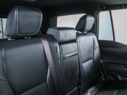 Used 2024 Lexus GX 550 w/ Accessory Package (Z1) AWD/4WD image 30