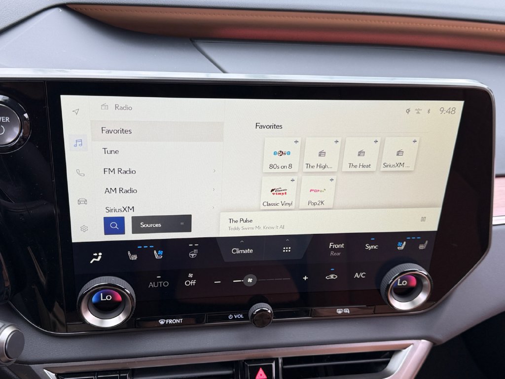 New 2026 Lexus RX 350h AWD/4WD image 17