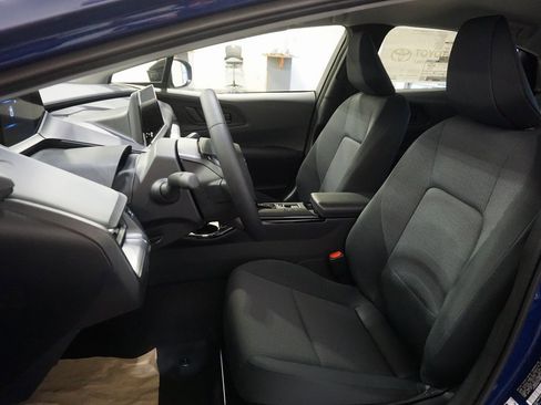 New 2026 Toyota Prius LE image 18