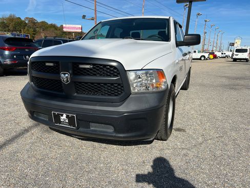 Used 2017 RAM 1500 Tradesman image 8