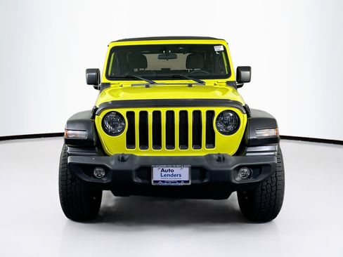Used 2022 Jeep Wrangler Sport AWD/4WD image 2