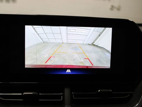 Used 2025 Chevrolet Trax LT image 31