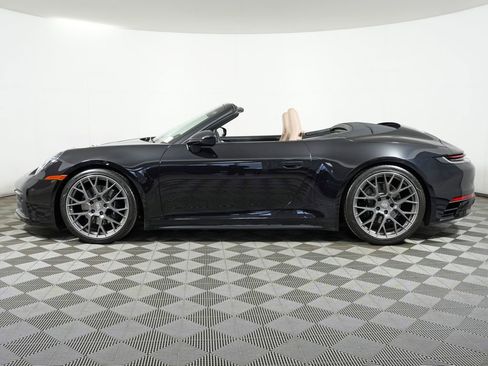 Certified 2020 Porsche 911 Carrera 4S AWD/4WD image 2