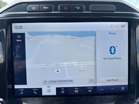 Used 2022 Ford F450 Lariat w/ FX4 Off-Road Package image 39