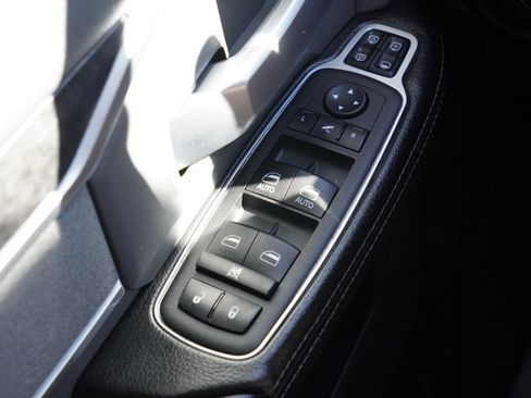 Used 2023 RAM 2500 Big Horn w/ Level 1 Equipment Group image 14