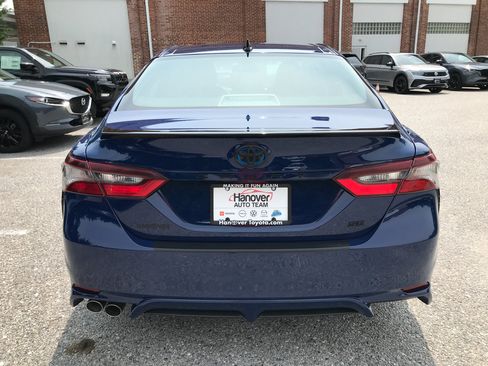 Used 2023 Toyota Camry SE w/ Convenience Package FWD image 6