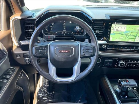 Used 2022 GMC Sierra 1500 SLT w/ SLT Premium Plus Package image 16