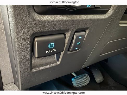 Used 2025 Ford F150 Lightning Lariat image 37