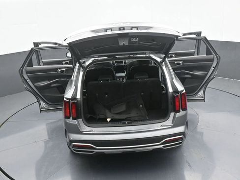 Used 2022 Kia Sorento EX w/ Panoramic Sunroof Package image 76
