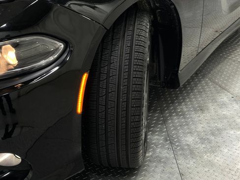 Used 2019 Dodge Charger R/T RWD image 34